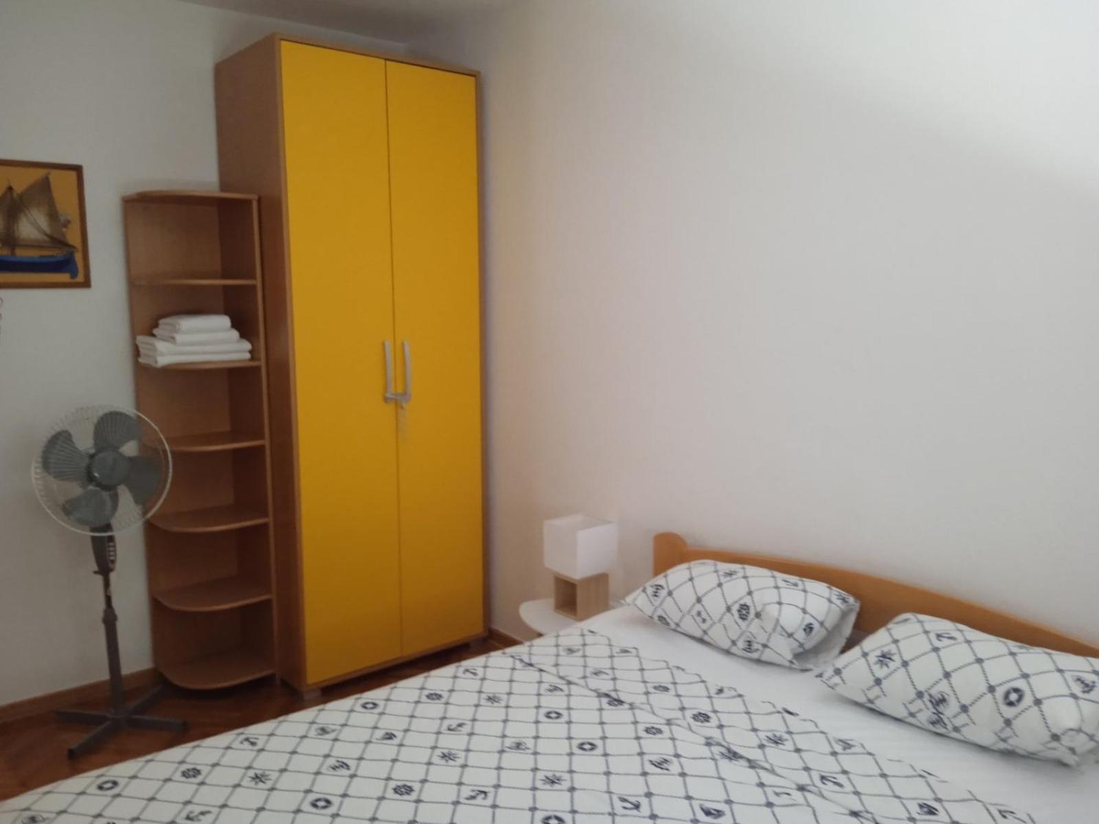 M&I Apartment Kotor Bagian luar foto