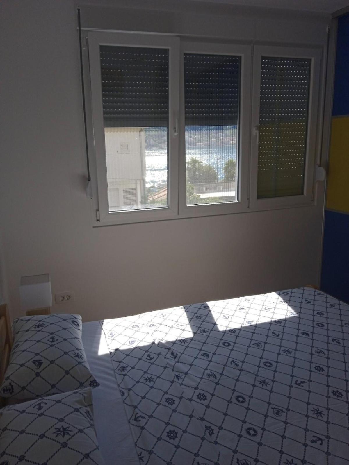 M&I Apartment Kotor Bagian luar foto